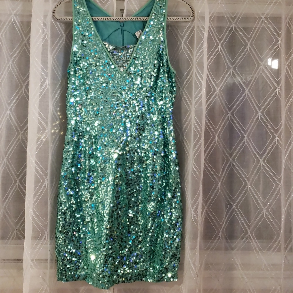 Oleg Cassini BLACK TIE sequin dress